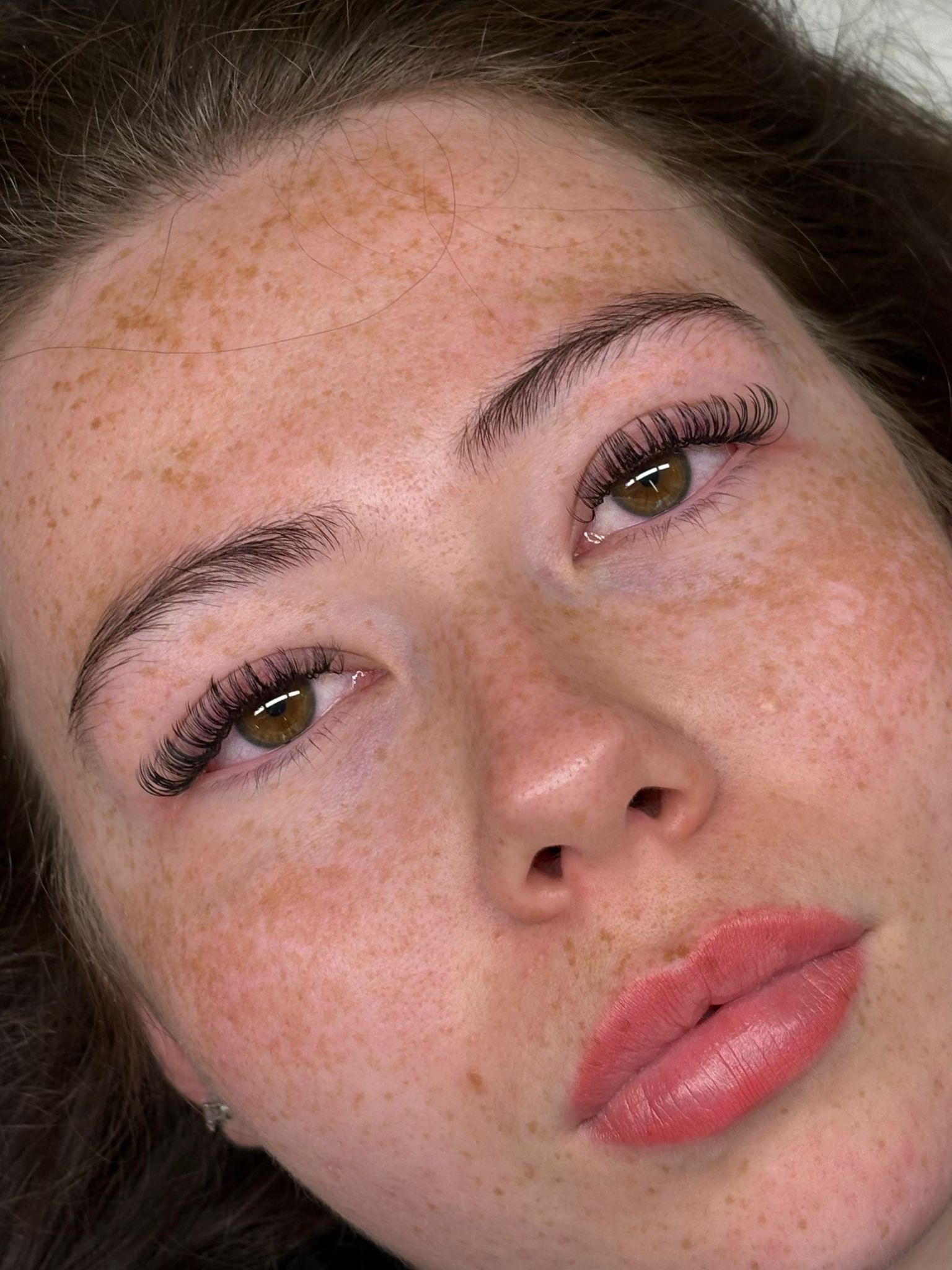 Angel-style lash extensions close-up, byizzylewis